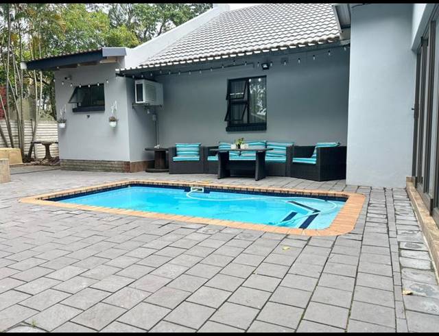 4 BEDROOM HOUSE FOR SALE IN VELD EN VLEI